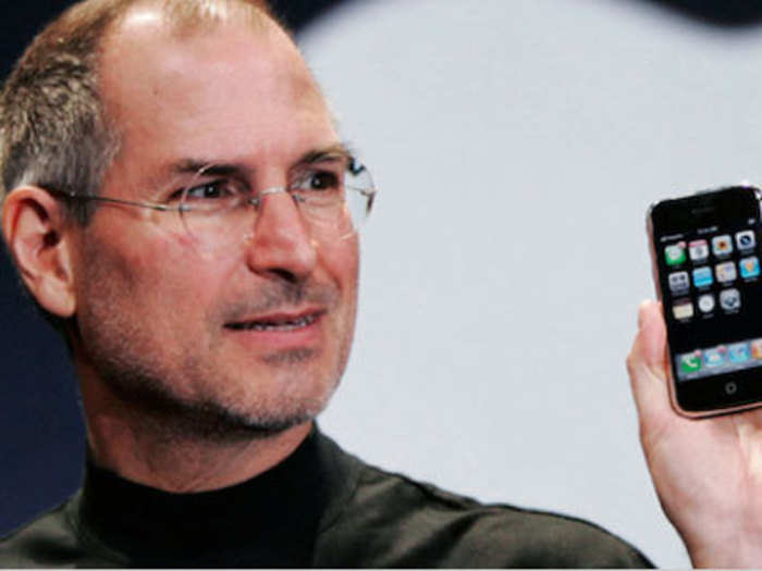 Steve Jobs fired the guy in charge of MobileMe in front of a crowd of Apple employees