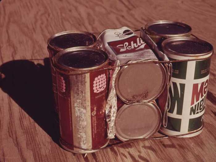 Initially, he and his team created makeshift bricks, like the one below, from beer cans. Made of eight cans, it weighs 14 ounces and cost 15 cents.