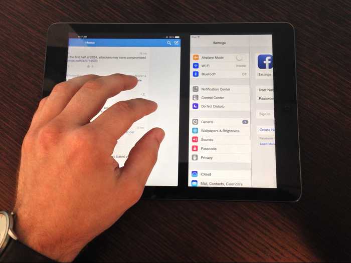 Drag your hand left or right to quickly switch between apps