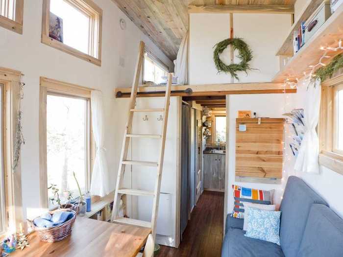 A California couple also built their 170 square-foot home on a flatbed trailer.