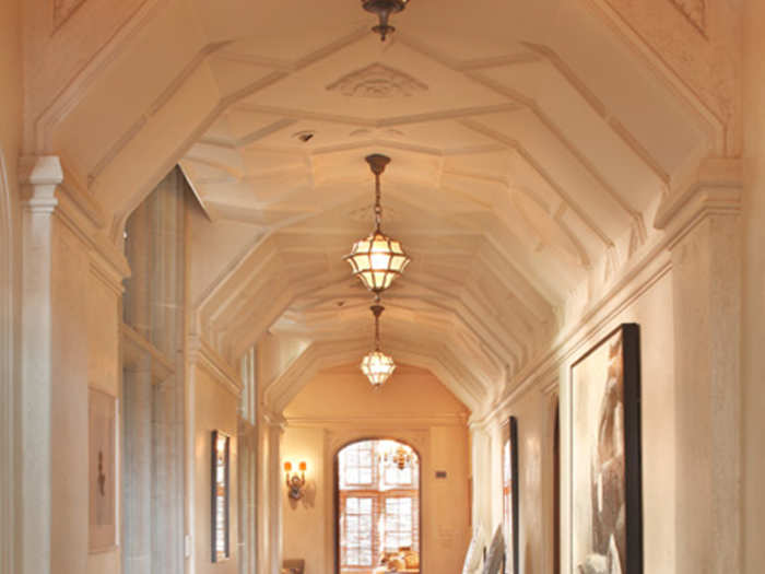 The hallways all have high ceilings.