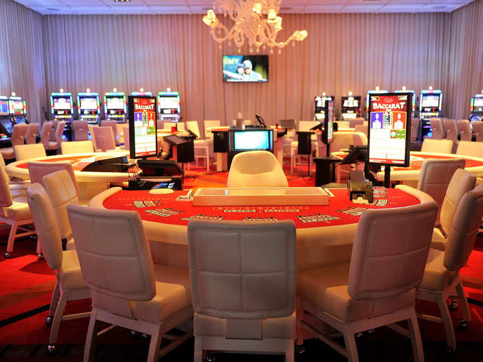 SLS has a 60,000-square-foot casino floor with nearly 800 slot machines, and there