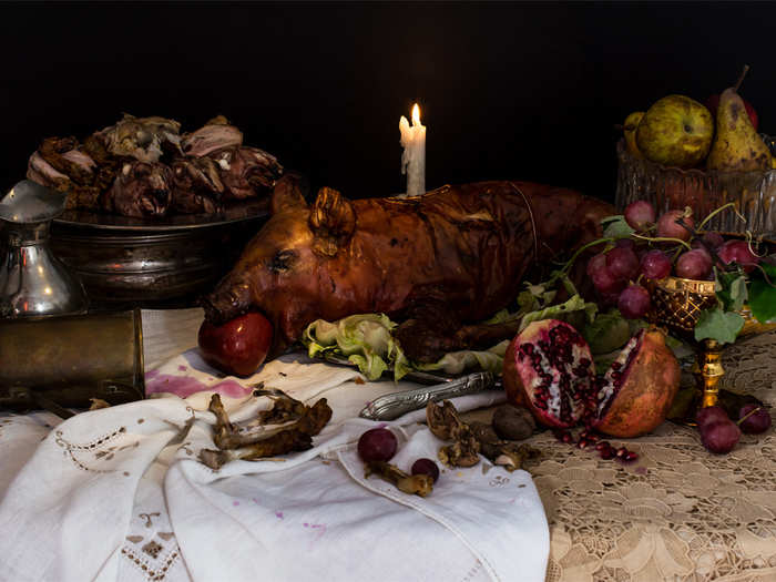 Henry VIII handled diets a little different, mostly by never worrying about them. He ate as well as he could, including lots of wine and roasted pigs. Bannino calls this the "Banquet Diet".