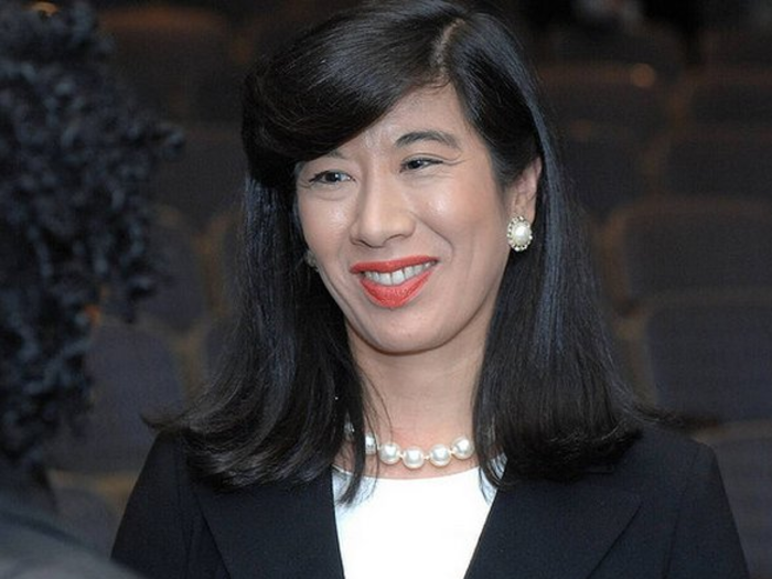 Andrea Jung, former Avon CEO, majored in English literature at Princeton University