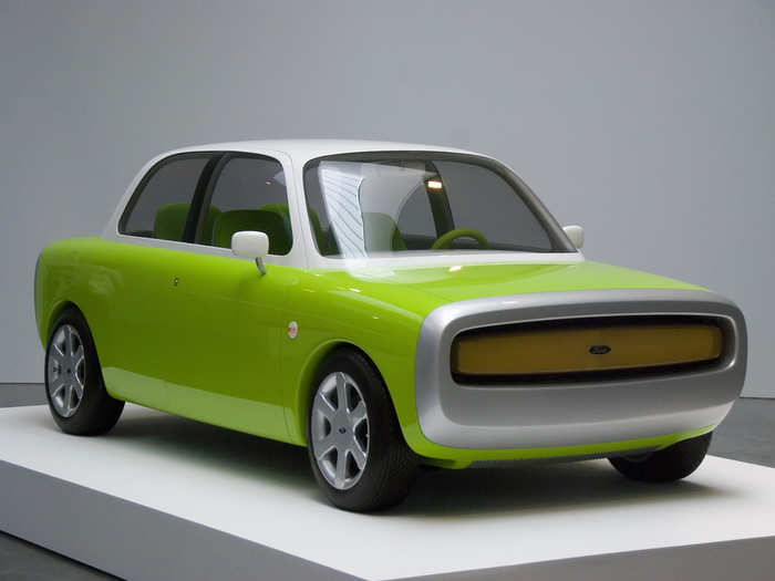 This Ford concept debuted at the 1999 Tokyo Motor Show. We don