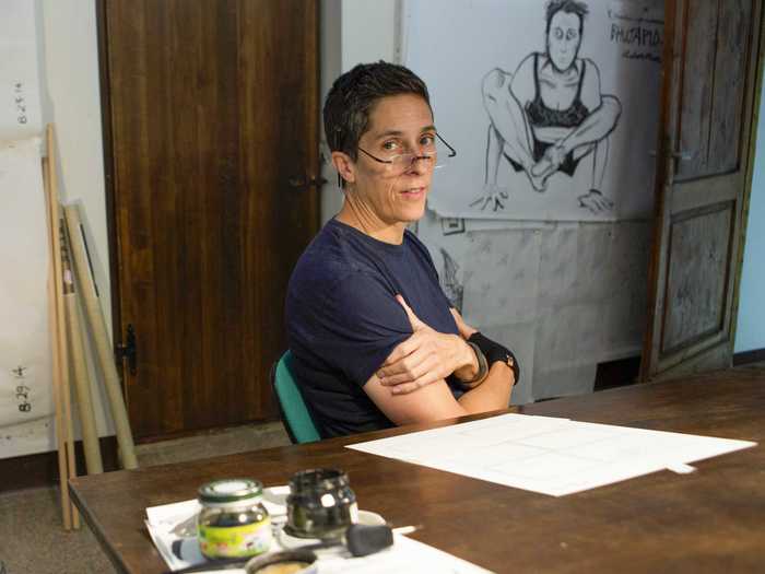 Alison Bechdel makes incredible graphic novels that explore the nature of the family, like her 2006 breakout 