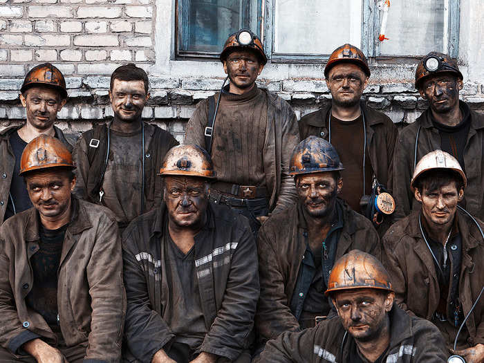 Mine workers told Myronenko that they were extremely happy to have a job at the mine because there are no other opportunities in the area. Despite the danger of working in the plant, the job is considered highly desirable by those in Donbass, because it is relatively well-paid, stable, and has benefits.