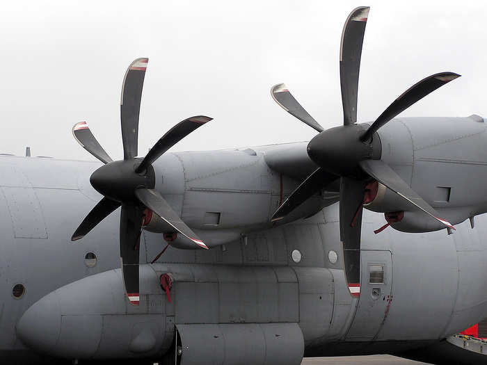 The Super Hercules also has improved propellers over the older models. The new propellers increase the plane