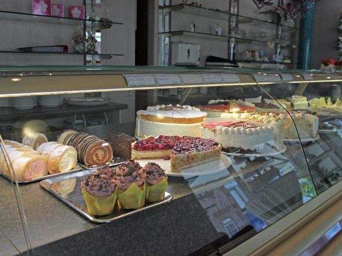 The locally baked German cakes and pastries are fantastic.