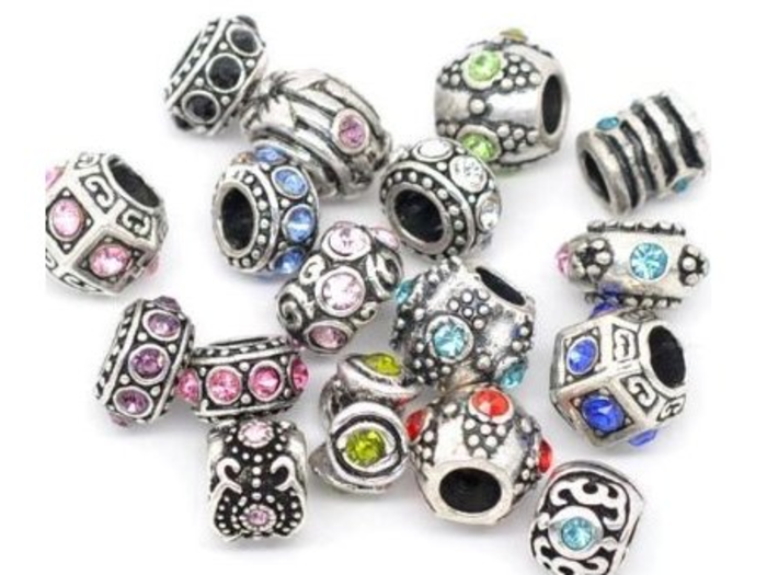 48) Pandora Jewelry