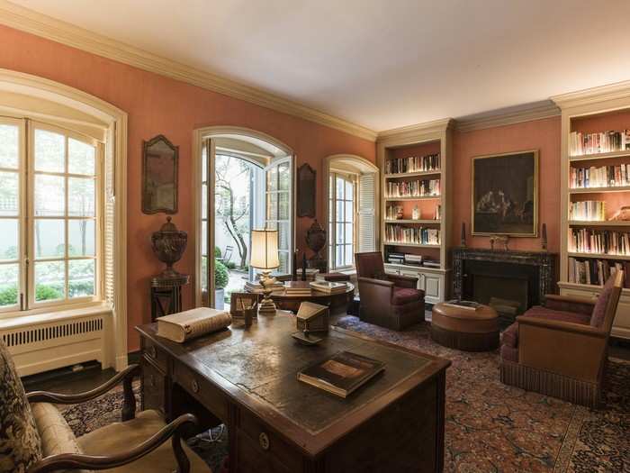 Paul Mellon was the heir to one of America’s great banking fortunes and filled his library with his extensive art collection.