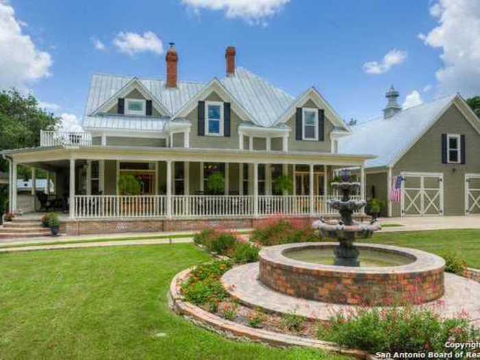 Southern charm oozes from this giant turn of the century Texas farmhouse on the market for $995,900.