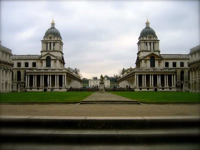 Greenwich Hospital was built in 1692 for pensioners of the Navy. It now hosts the Royal Naval College, as well as seasonal exhibitions.