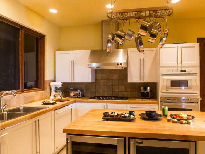 They also have state-of-the-art kitchens, perfect if you want to make use of Parrot Cay