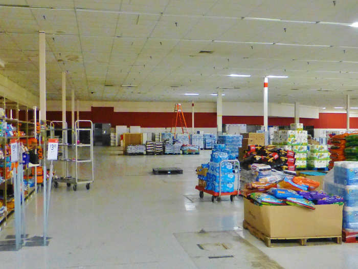 This Kmart store in Fremont, Ohio opened in 1993 as a Super Kmart, but was converted to a regular Kmart in 2011. Now it appears to have a lot of empty space.