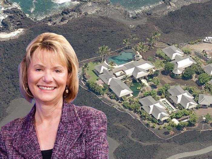 Former Yahoo CEO Carol Bartz vacations at a 5-bedroom home on Hawaii