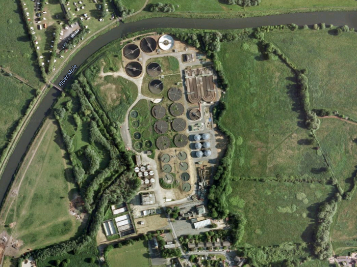 The location of Esher Sewage Treatment Works 15.2 miles from Central London.