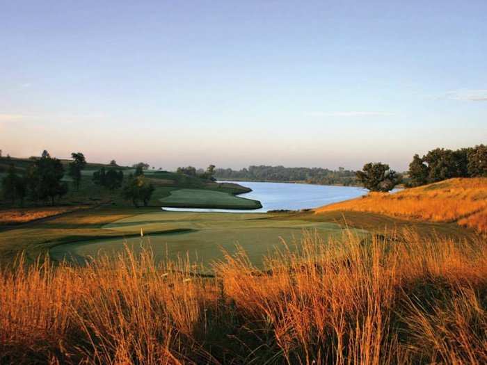 IOWA: The Harvester Golf Club, Rhodes