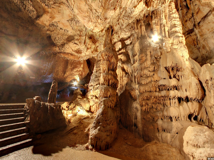 These are the stalactites of Jasovská Cave, the oldest publically accessible cave located in Slovakia.