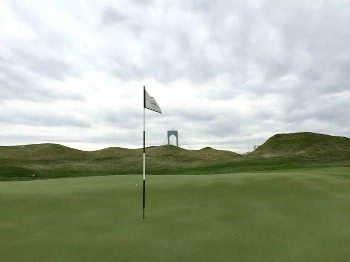 This course took 14 years of development. It was built on a landfill that closed in 1963.