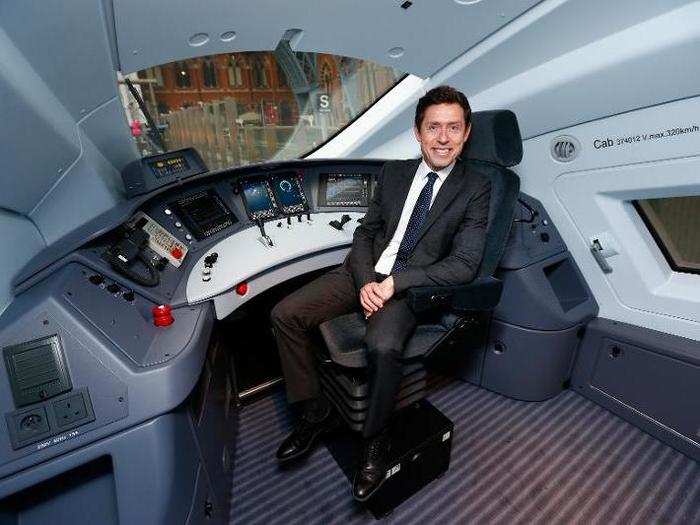 The e320 is controlled in this state-of-the-art cockpit. Although Eurostar CEO Nicholas Petrovich is sitting in the conductor