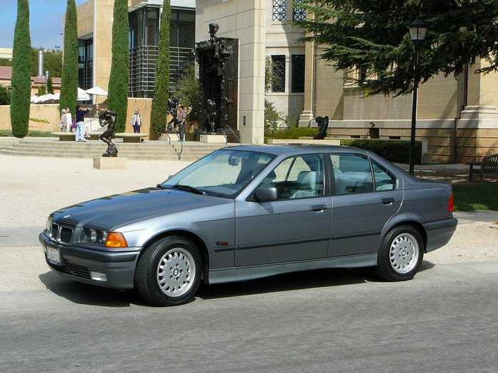 Mayer drives a 19-year-old BMW back and forth from the Yahoo offices in Sunnyvale.