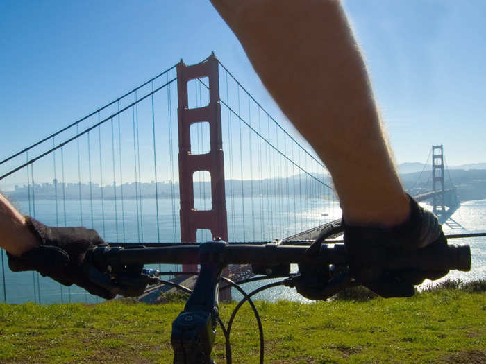 Bike across the Golden Gate Bridge from San Francisco to Sausalito.