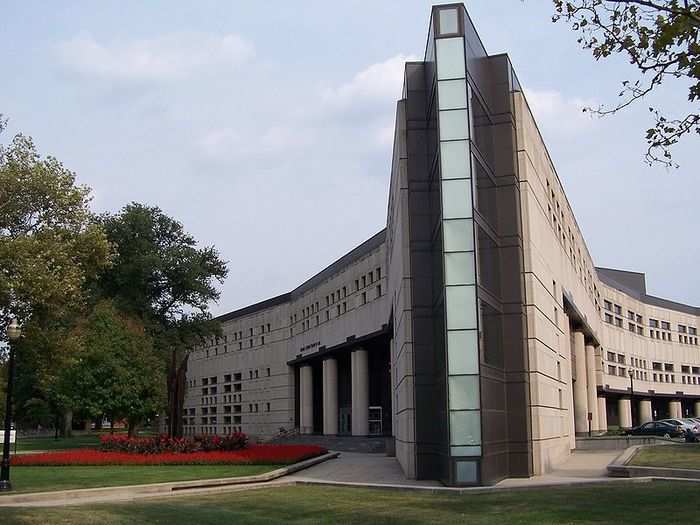 41. Ohio State University (Moritz)