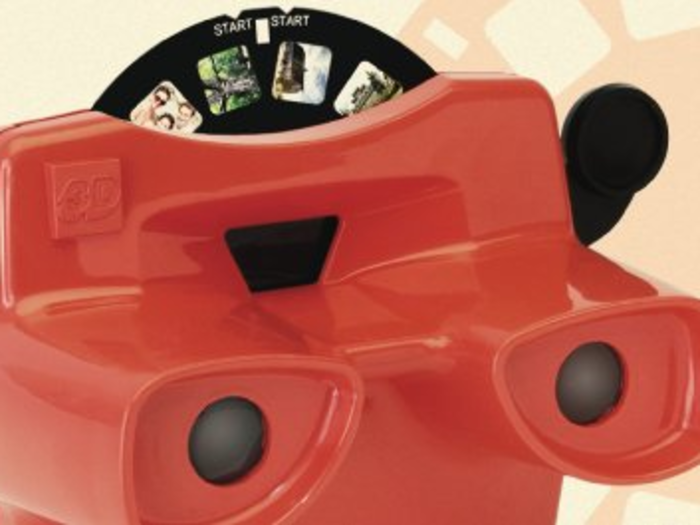 Show off your photos in 3-D with the Image 3-D View-Master.