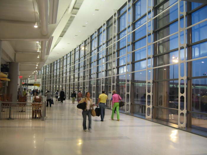 2. Newark Liberty International Airport (EWR)