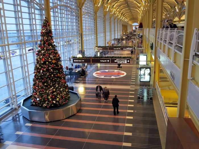 13. Ronald Reagan Washington National Airport (DCA)