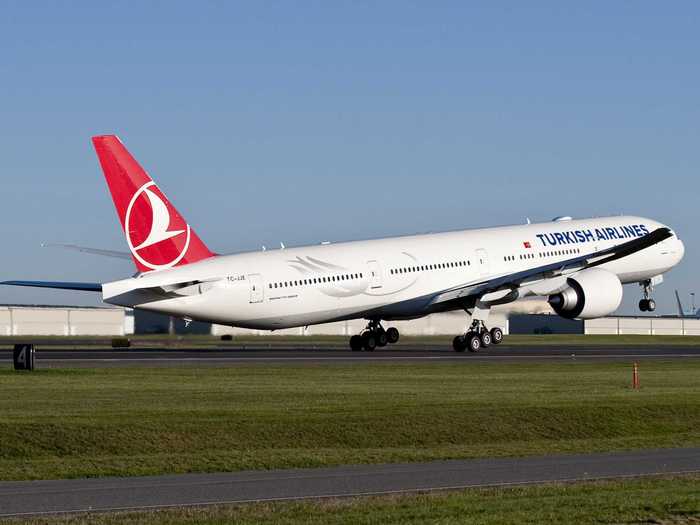 3. Turkish Airlines. Brand love score +731