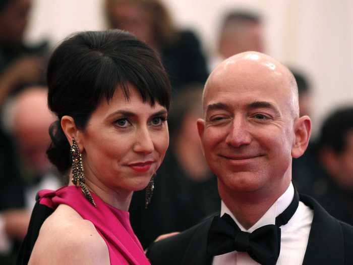 MacKenzie (Novelist) and Jeff Bezos (Amazon founder)