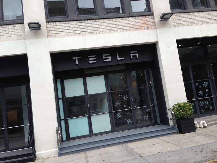 The Tesla store is right at home amid the art galleries that have been established here in the past decade.