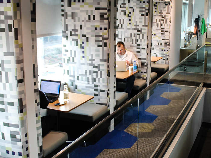 These nooks are perfect for impromptu meetings.