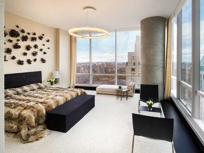 The units will range from one bedrooms to the six-bedroom penthouses.