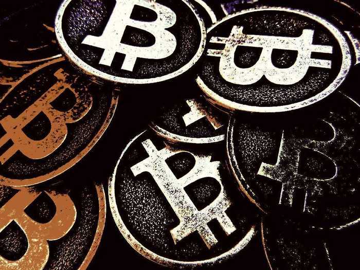 Bitcoin (and blockchain)