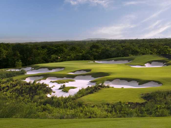 The golf courses are spectacular. This is the Blackstone Course, which is a 350 acre golf course with rolling terrain and lots of irregular turf and rock.