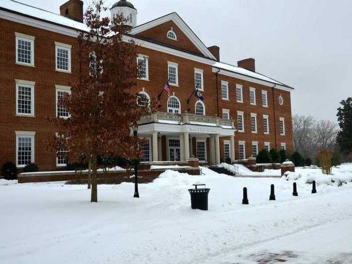 36. Hampden-Sydney College