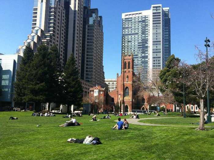 OUTDOOR GARDENS: Yerba Buena Gardens