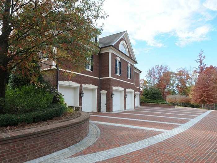 A tunnel connects the garage to the main residence.