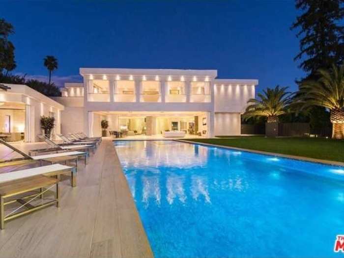 And to round out the collection, Cohen just bought another enormous mansion in Beverly Hills.