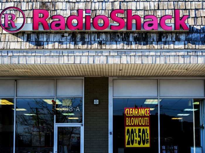 How Overworked Americans Killed RadioShack | Business Insider India