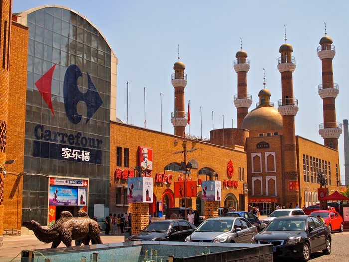 Browse through the wares at Urumqi bazaar, rumored to be the birthplace of the legend of Aladdin.