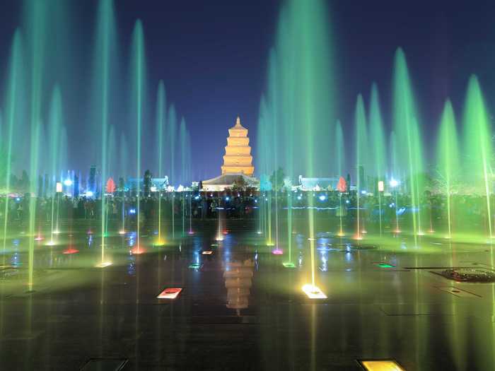 Admire the nightly lights show at the Giant Wild Goose Pagoda in Xian.