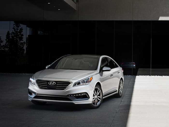 Midsize Cars: 2015 Hyundai Sonata