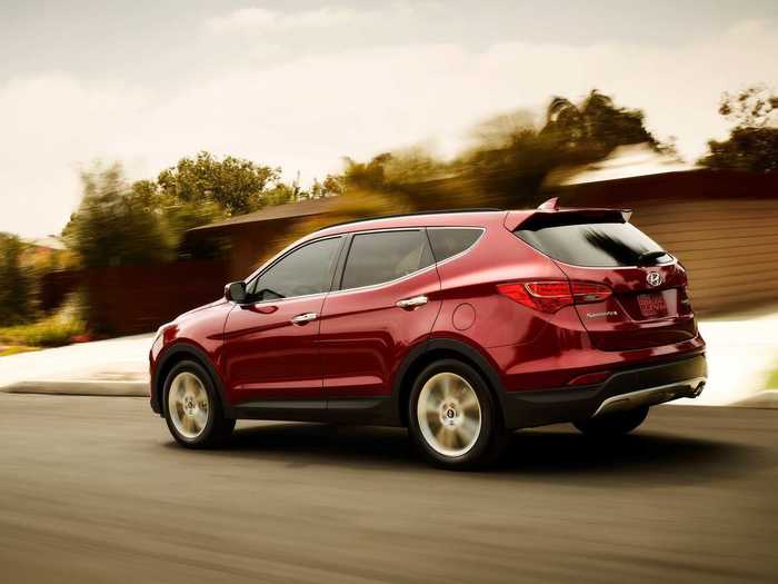 3-Row Midsize SUVs: 2015 Hyundai Santa Fe