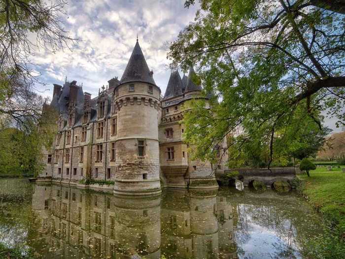 Six turrets surround the home