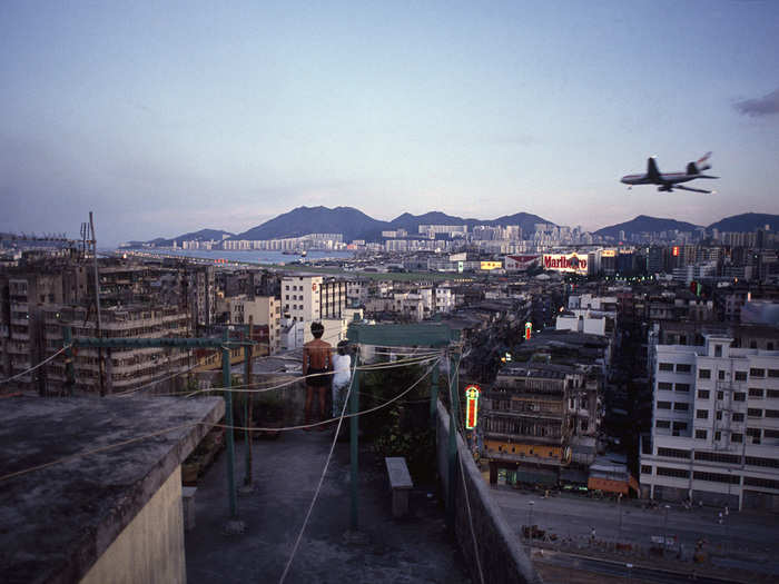 Doctors, dentists, and other accredited professionals who emigrated from China found that their licenses were not valid in Hong Kong. Many took up offices in the Walled City because laws were not enforced there.