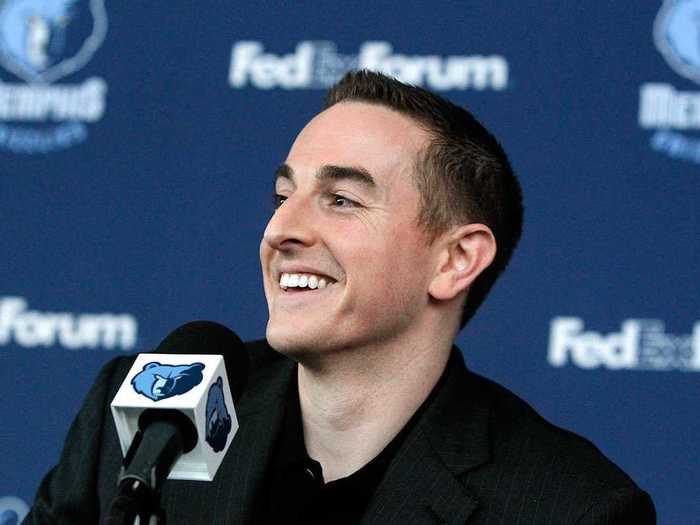 #16 Robert Pera